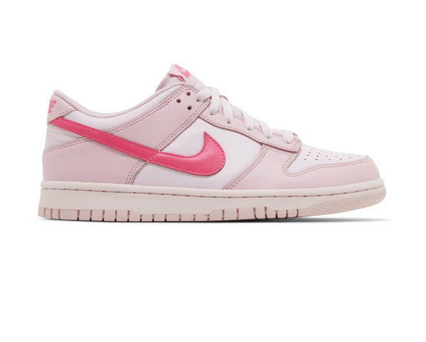 Nike Dunk low triple pink