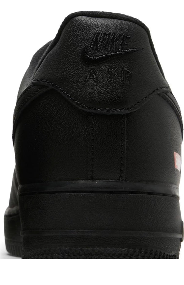 Nike Air Force 1 low Supreme black