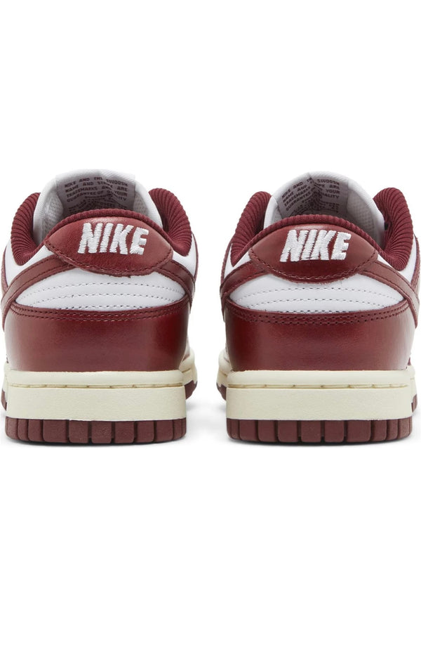 nike dunk low vintage team red