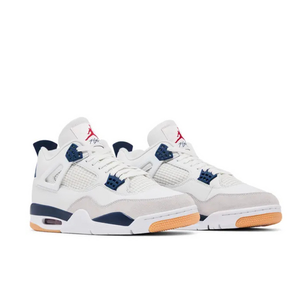 Nike SB x Air Jordan 4 Retro SP "Navy"