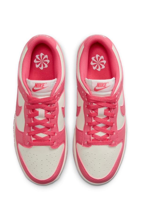 Nike Dunk Low Strawberry Fuchsia