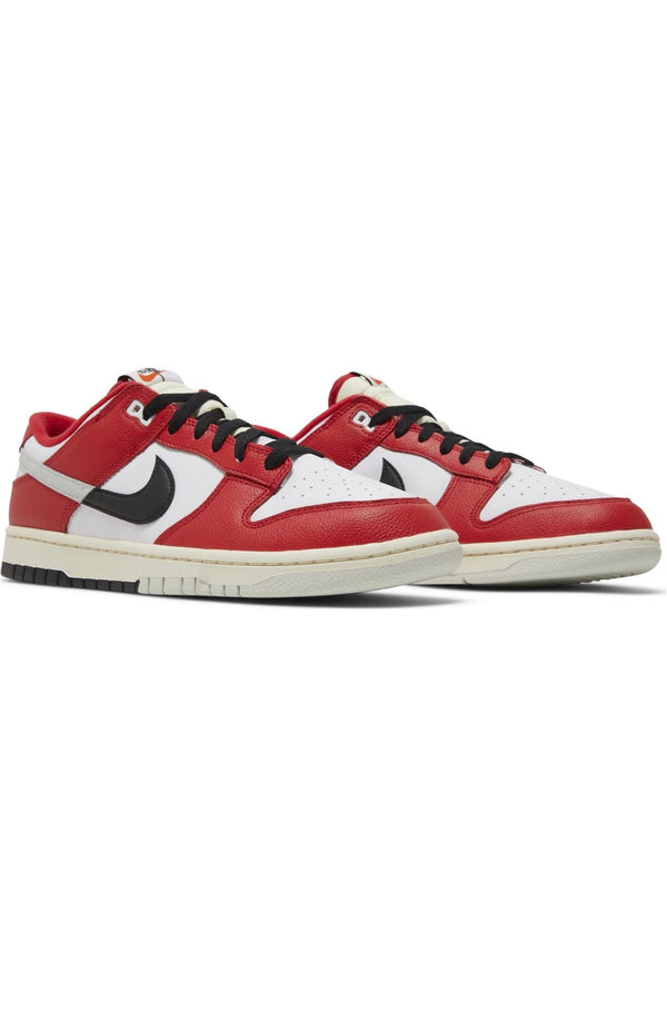Nike Dunk low Chicago split