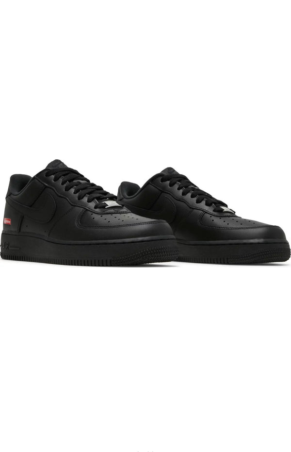 Nike Air Force 1 low Supreme black