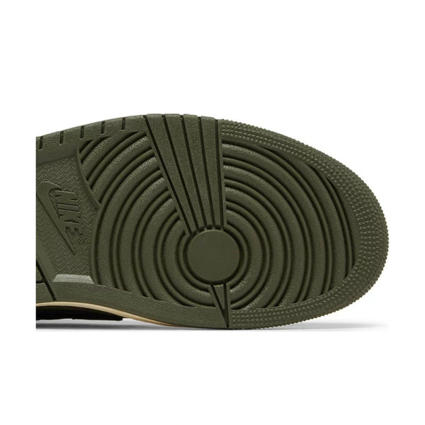 Sneakers Travis Scott x Air Jordan 1 Retro Low OG SP 'Reverse Olive'