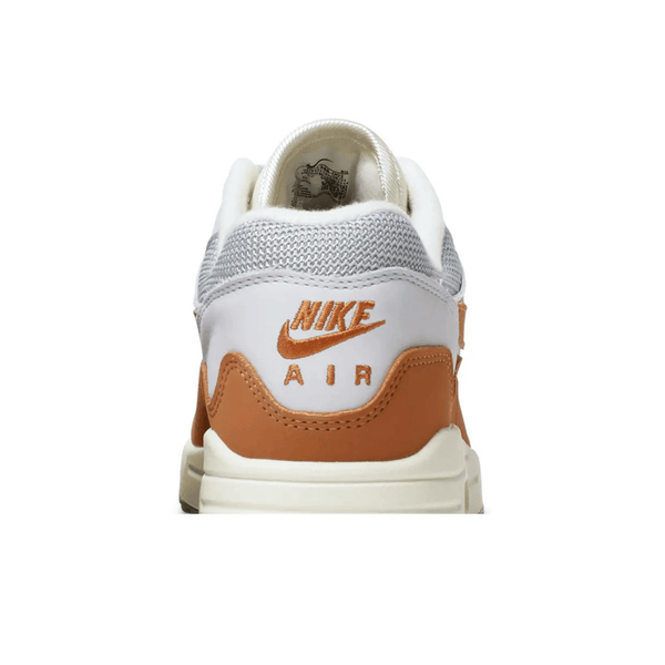 Sneaker Nike Air Max 1 Patta Waves "Monarch"