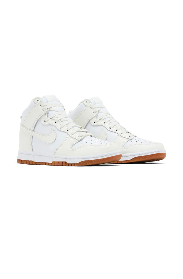 Dunk high sail