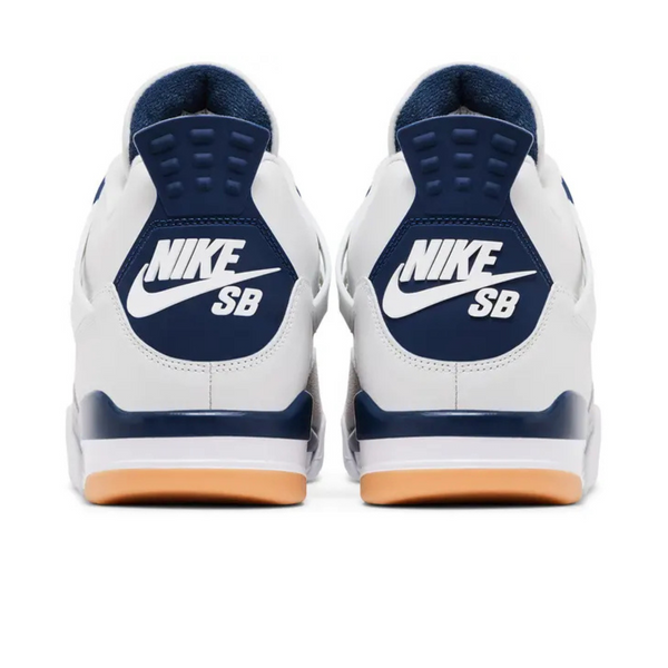 Nike SB x Air Jordan 4 Retro SP "Navy"