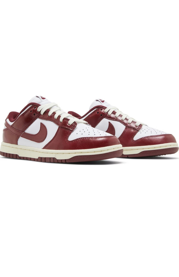 nike dunk low vintage team red