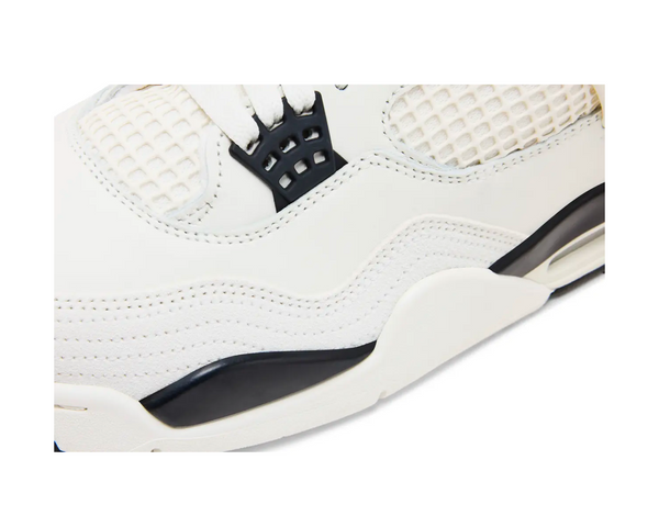 Air Jordan 4 Retro Flight Club