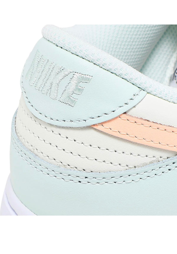 Nike dunk low barely green