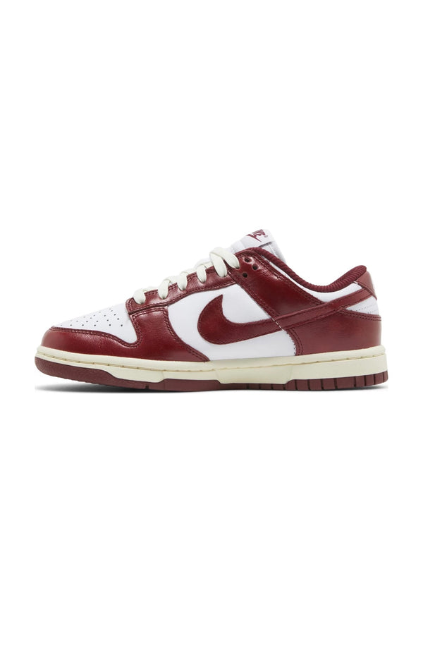 Nike Dunk Low Vintage Red