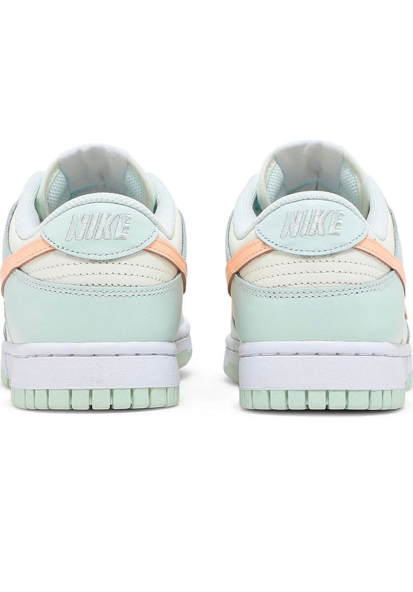 Nike dunk low barely green