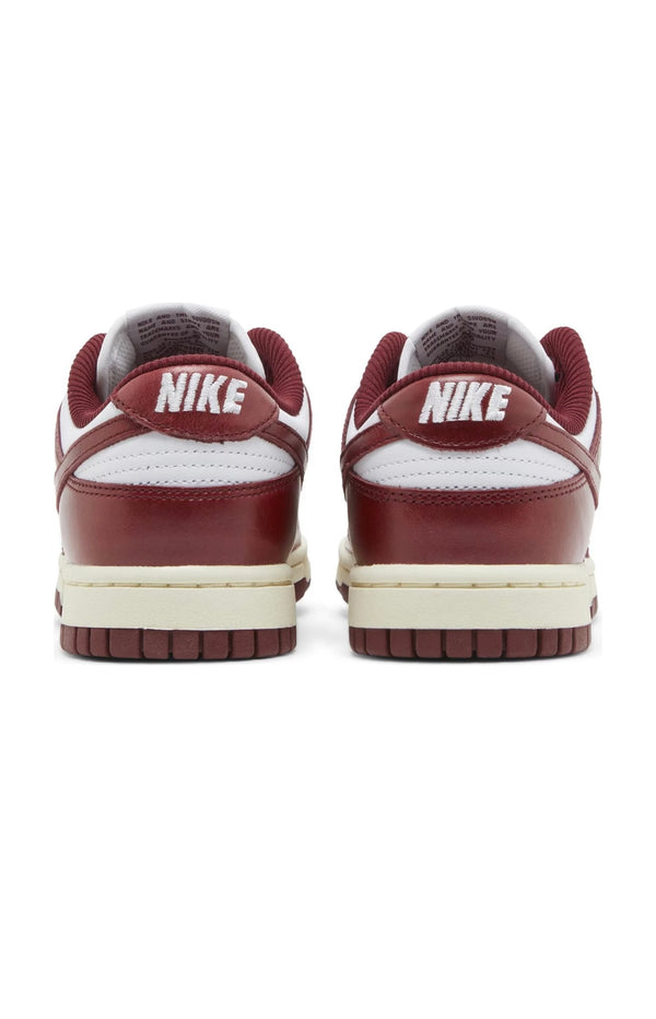 Nike Dunk Low Vintage Red