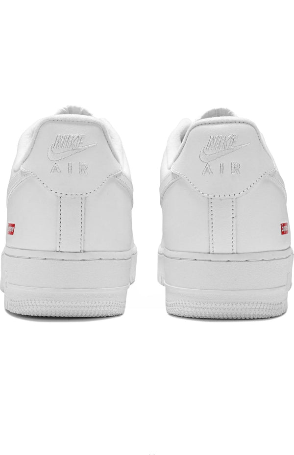 Nike air force 1 low Supreme white