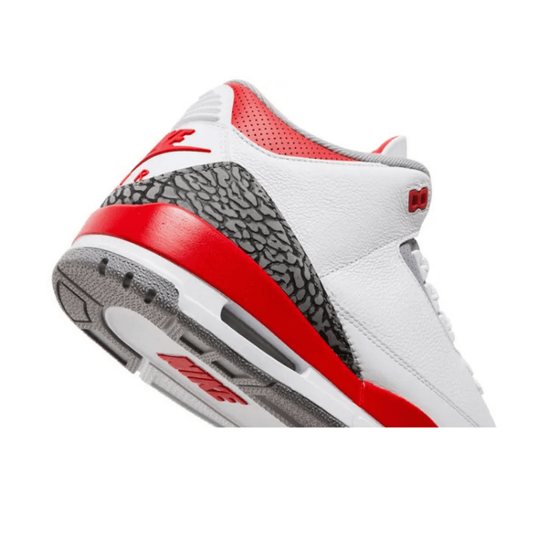 Sneaker Jordan 3 Retro Fire Red 2022