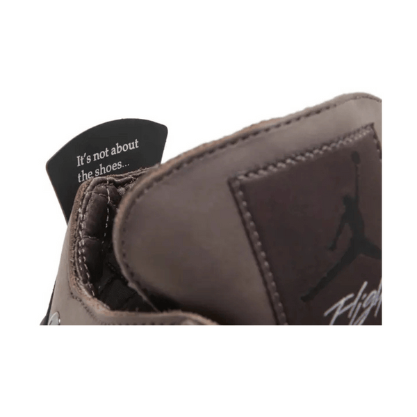 sneaker Air Jordan 4 A Ma Maniére “Violet Ore”