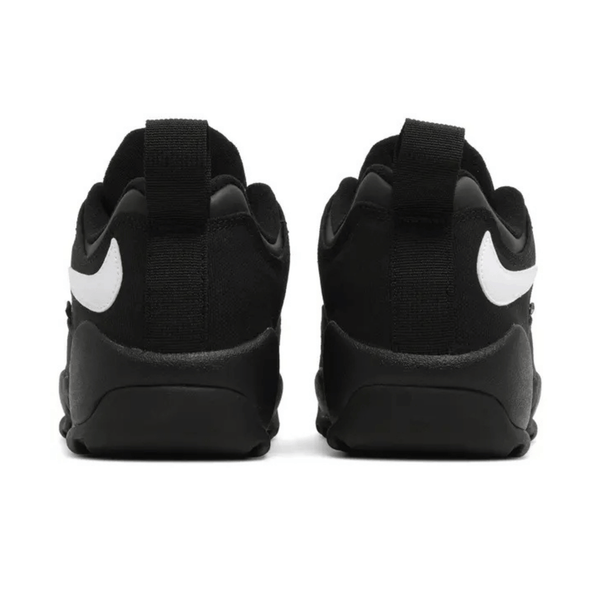 Sneaker Nike SB Darwin Low Supreme Black