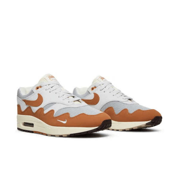 Sneaker Nike Air Max 1 Patta Waves "Monarch"