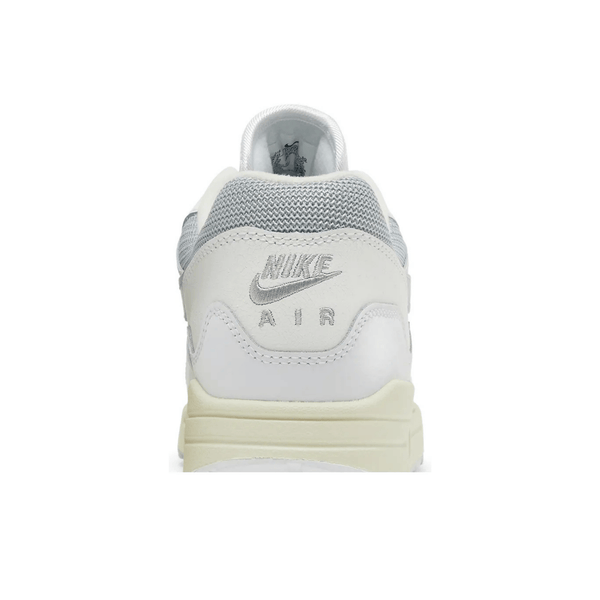 Sneaker Nike Air Max 1 Patta Waves "White"