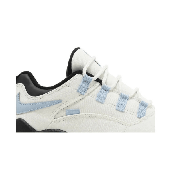 Sneaker Nike SB Darwin Low Supreme Avorio